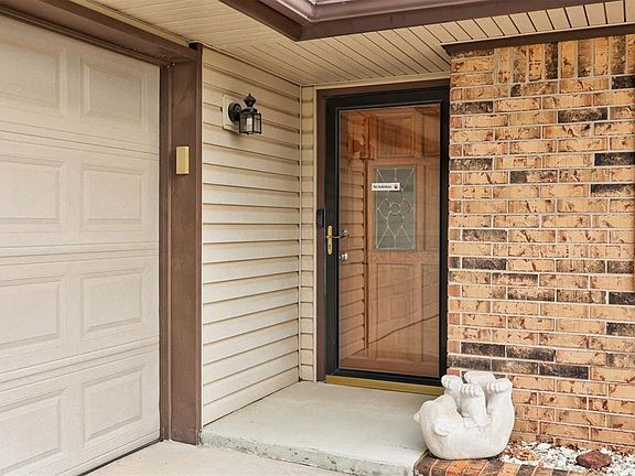 3rd image of 20555 Ember Ln