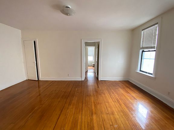 4th image of 41-14 49th St #3R