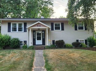 916 Nordane Ave, Ripon, WI 54971