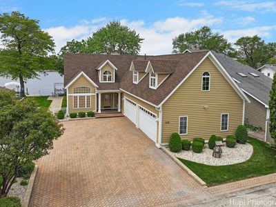 209 S Emerald Dr, McHenry, IL, 60051