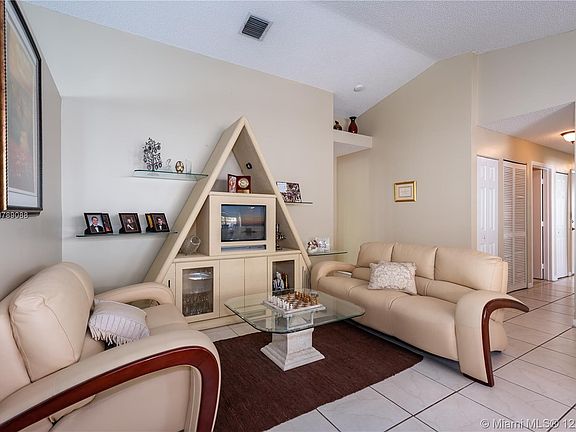 5th image of 15857 NW 16th St