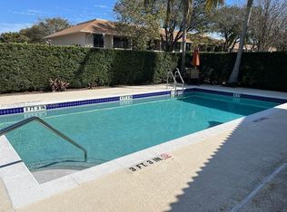 183 Hidden Court Rd, Hollywood, FL 33023