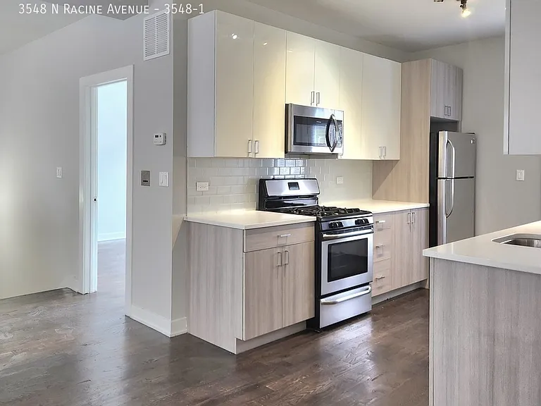 3548 N Racine Ave #1 — Photo 4