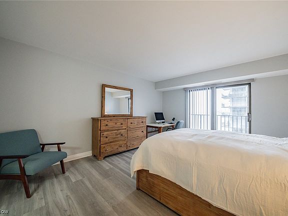 4th image of 12500 Edgewater Dr APT 903