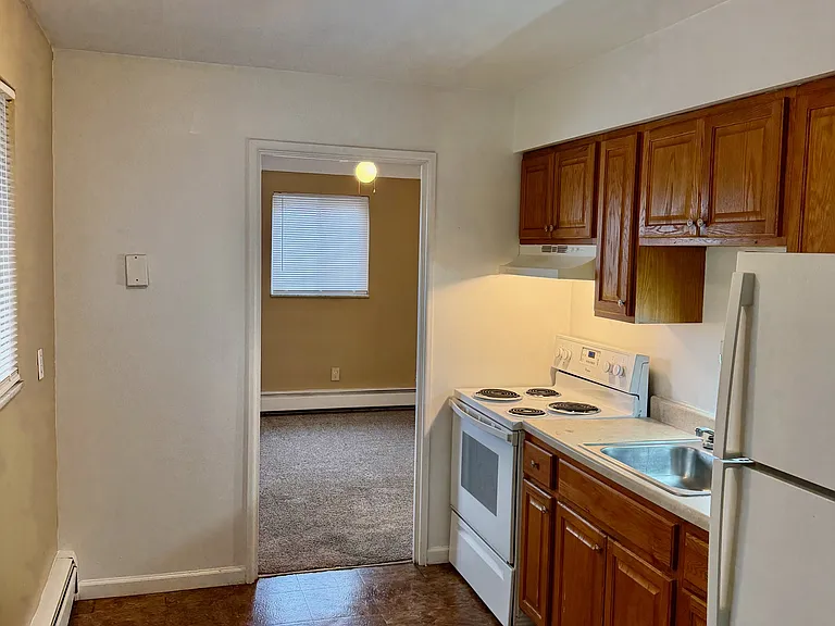 4163 Harrison Ave — Photo 8