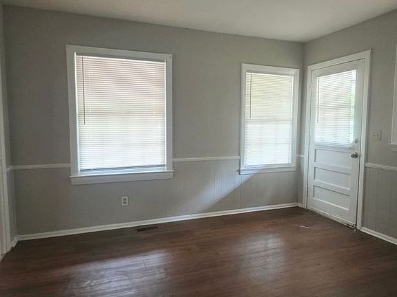 4th image of 211 Edison Dr