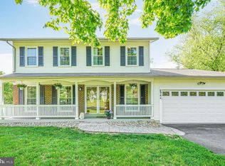 8964 Garland Ct, Manassas, VA 20110
