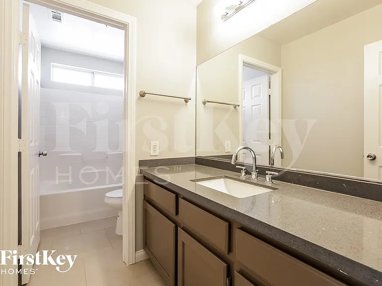 9501 Forest Lily Ct — Photo 13