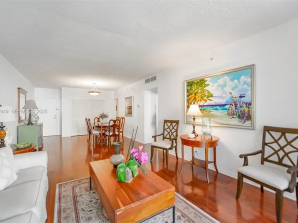 3000 S Ocean Dr APT 514, Hollywood, FL 33019