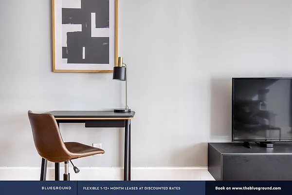 Rented by The Blueground | media 6