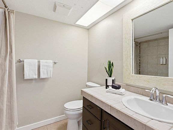 5th image of 860 S Village Rd APT R2
