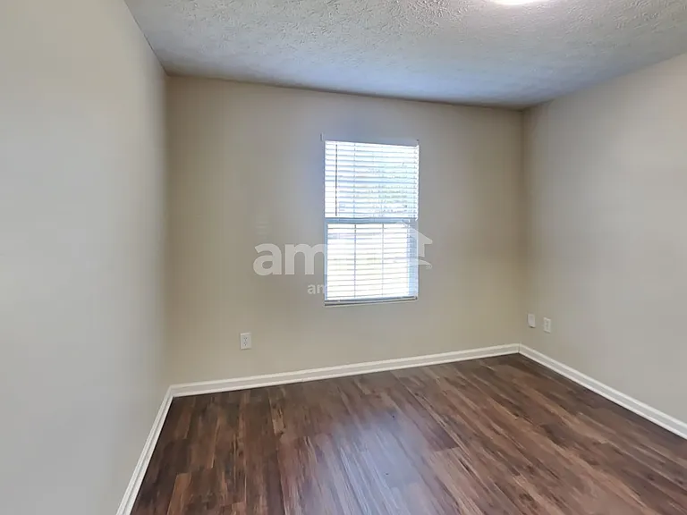 1509 Locomotive Dr NE — Photo 13