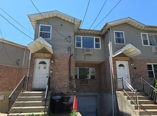 1105 Beach Channel Dr, Far Rockaway, NY 11691