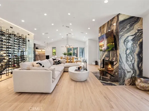 7628 Airlie Dr, Tujunga, CA 91042