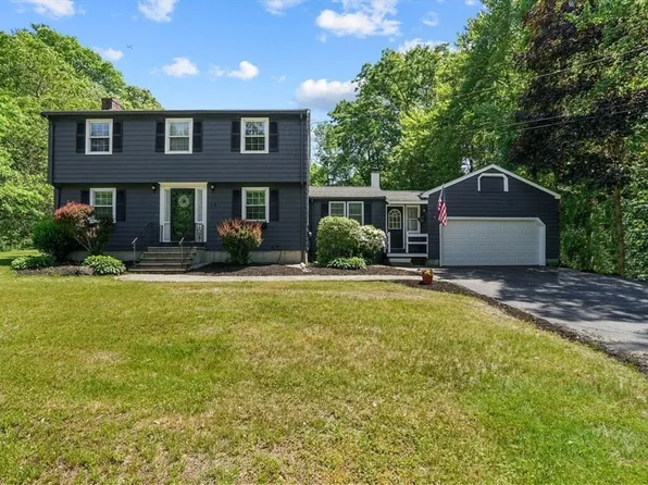 19 Stag Dr, Billerica, MA 01821