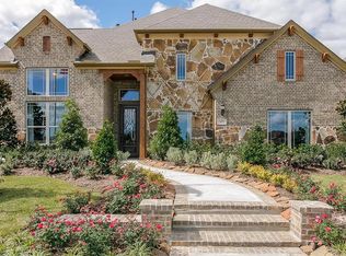 327 Woodway Dr, League City, TX 77573