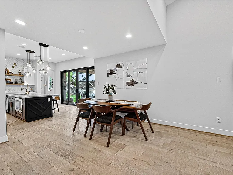 209 Woodard St — Photo 11