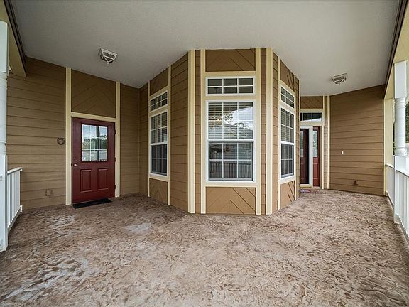 5th image of 4014 NE 23rd Pl