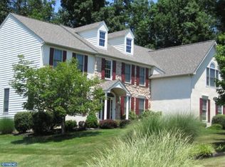 911 Kenmara Dr, West Chester, PA 19380