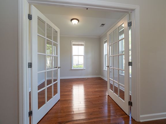 Nice office space downstairs