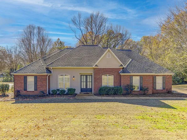 103 Carlton Place Dr, Vicksburg, MS 39180