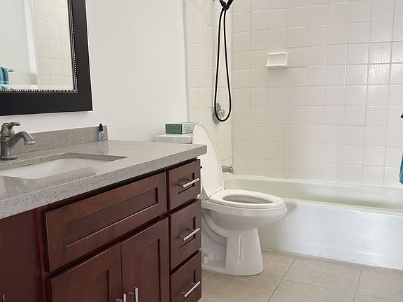 3rd image of 1401 Lusitana St APT 503