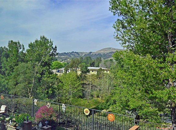 4th image of 14346 Village View Ln