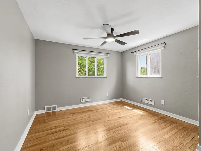 1419 Hawthorne St — Photo 13