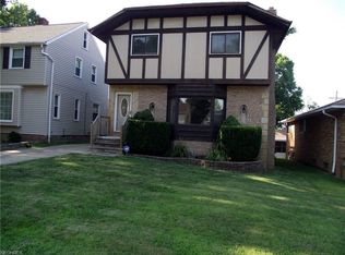 1006 Brookview Blvd, Parma, OH 44134