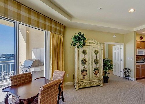 4th image of 662 Harbor Blvd Unit 630