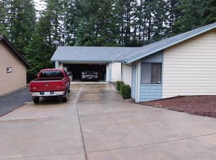 1900 Timberline Dr, Coos Bay, OR 97420