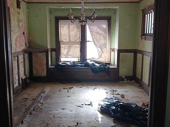 4th image of 2701 W Philadelphia St