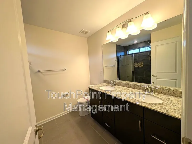 4061 Zilker Park Dr — Photo 14