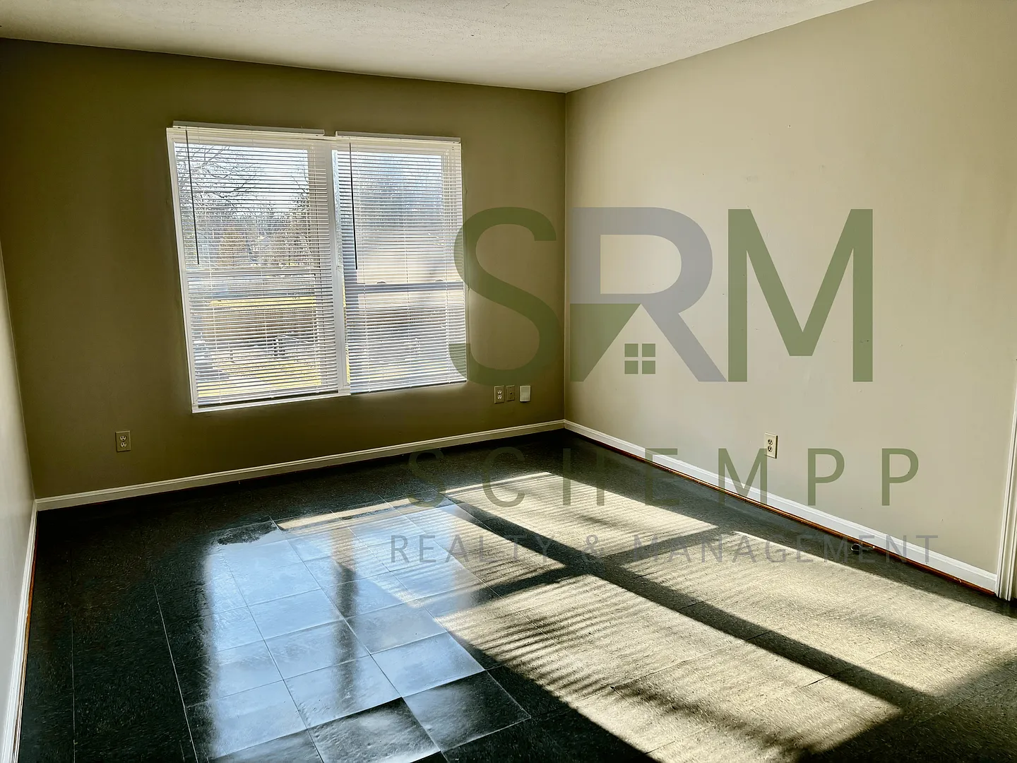 Updated Two Bedroom Apartment in Portland now available! *Section 8 accepted* — Photo 3