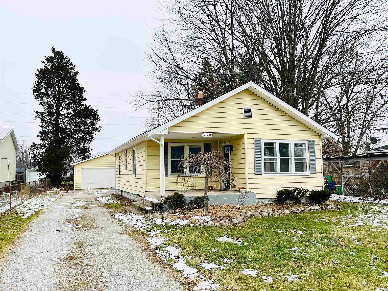 54702 Northern Ave photo 1