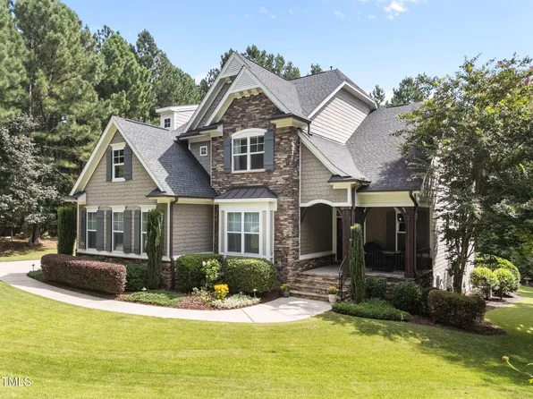 3208 Horsebarn Dr, Durham, NC 27705