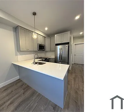 2 bed, $1,800 — Photo 2