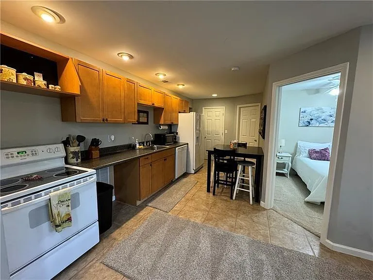 415 Holland Springs Dr #TERRAC — Photo 12