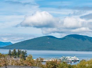 4933 Portalis Way, Anacortes, WA 98221