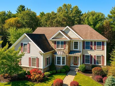 72 Stone Crest Drive, Halfmoon, NY, 12118