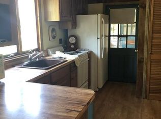 757 Hartford Ave W, Uxbridge, MA 01569