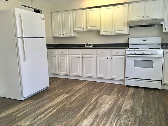 5th image of 2004 Larkhall Rd