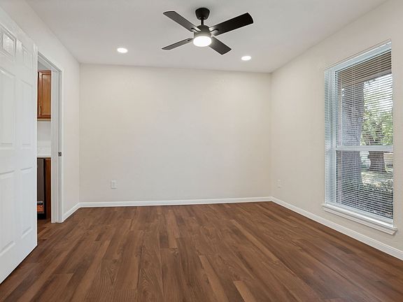 5th image of 3102 Chime Ct