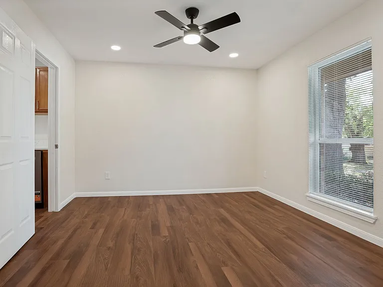 3102 Chime Ct — Photo 5