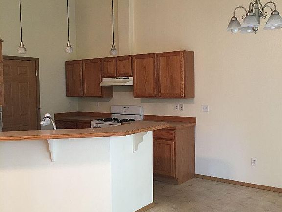 2nd image of 4054 S Meadow Dr