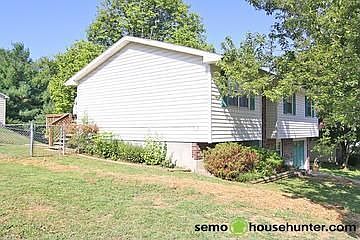 3rd image of 425 Berchman St