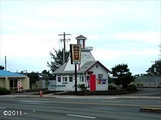 3rd image of 2015 NW Highway 101