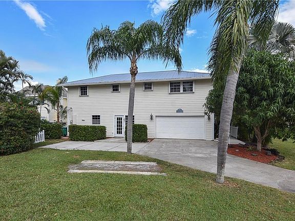 3rd image of 1234 SE Coral Reef St