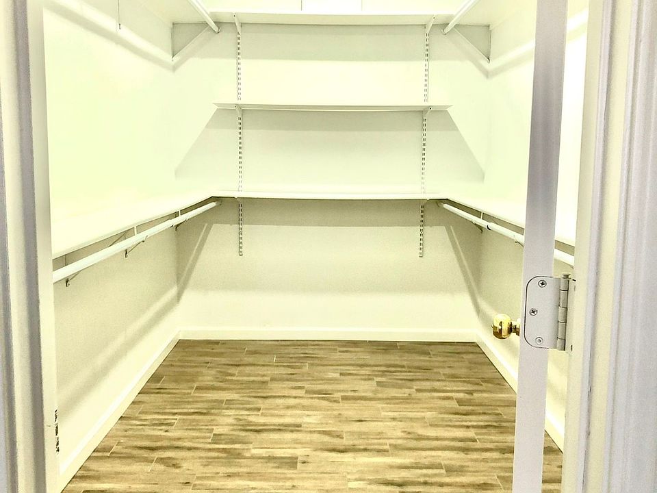 1st image of 5711 Silver Bay Ct #5711