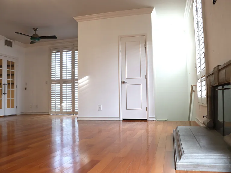 4225 Tujunga Ave #A — Photo 5